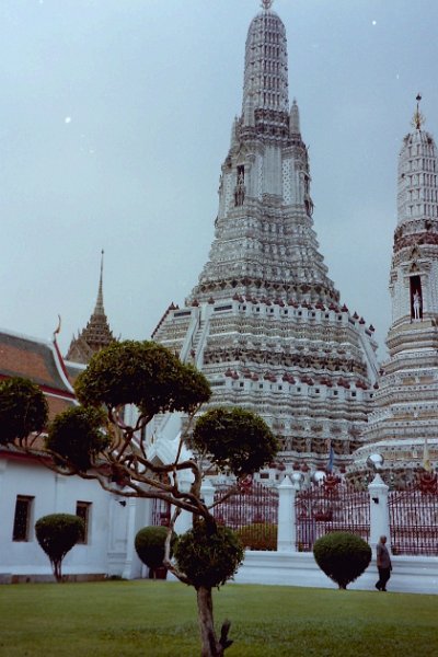Thailand 2001-BcKP28.JPG